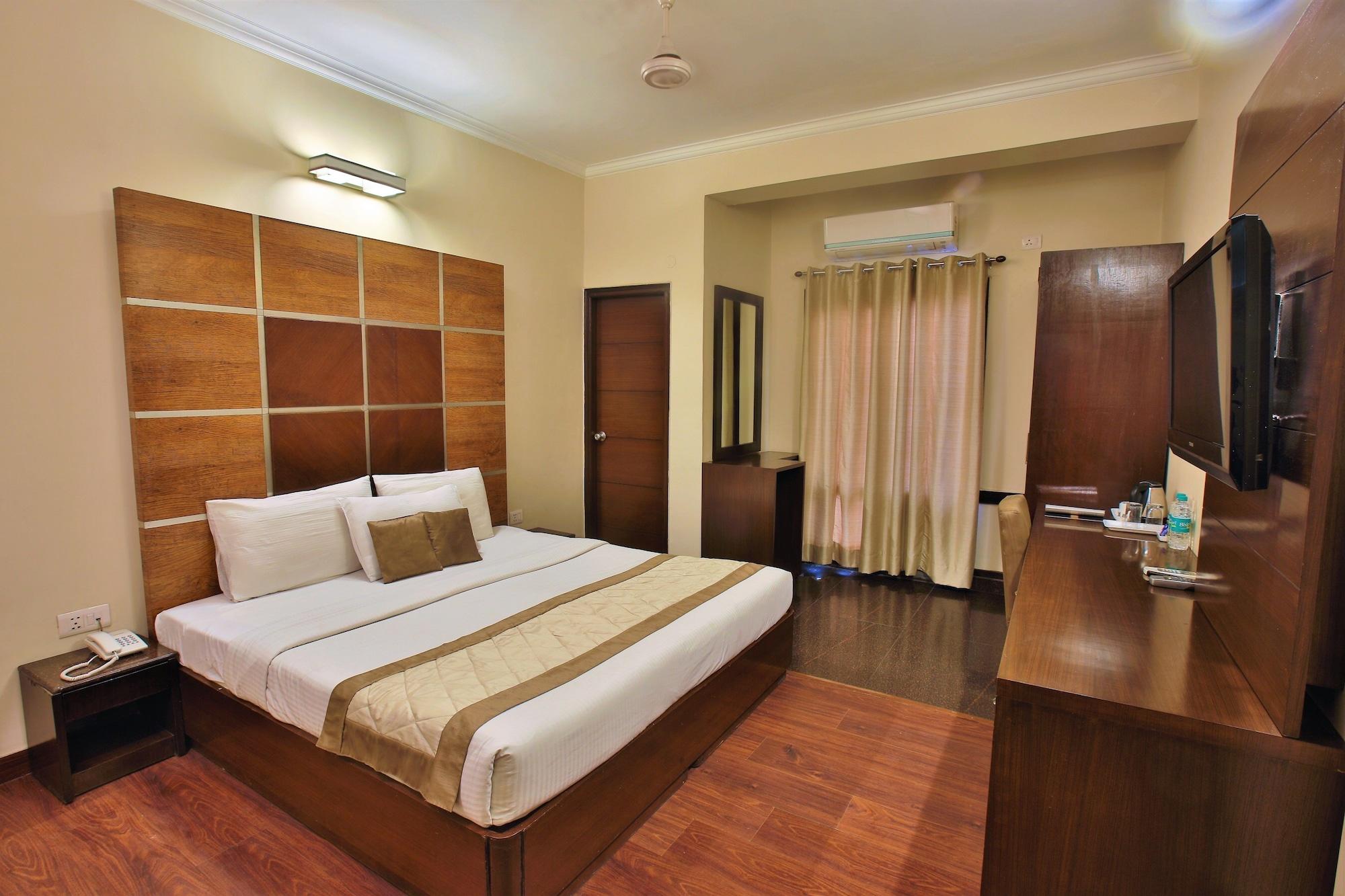 Regale Inn Nuova Delhi Esterno foto