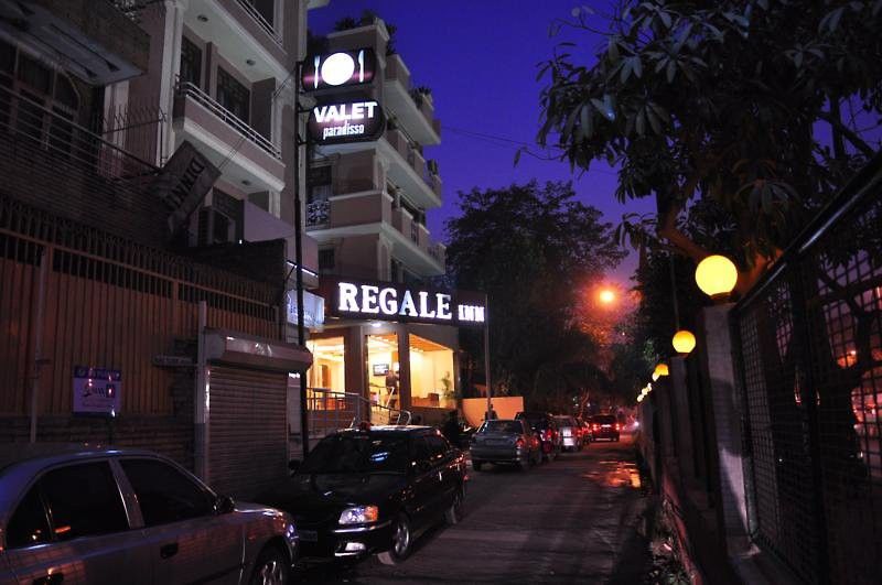 Regale Inn Nuova Delhi Esterno foto